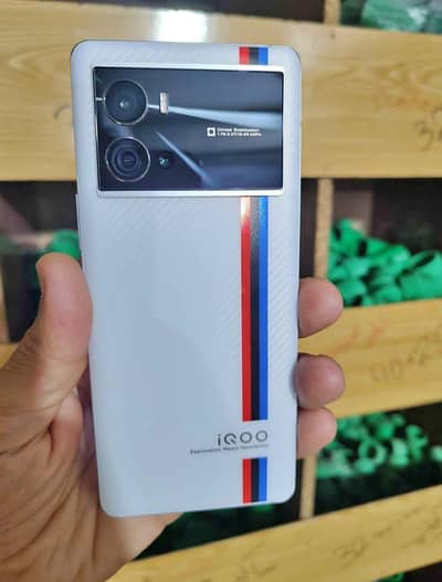 Vivo iQOO 9 Pro