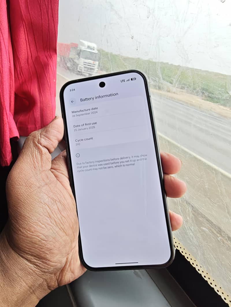 Google Pixel 9 5