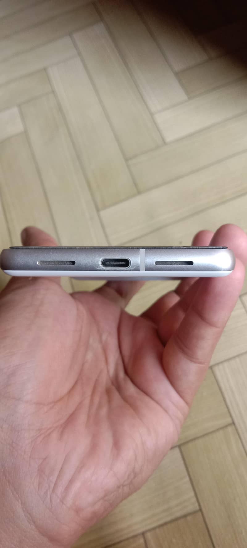 Google Pixel 7 4