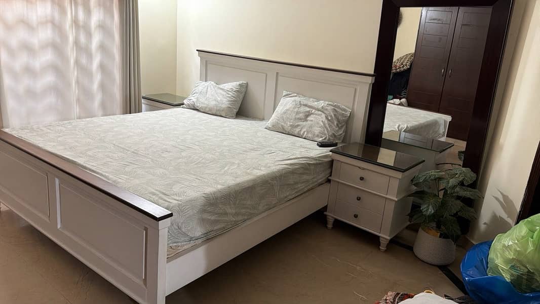 Solid wooden white bed set 2