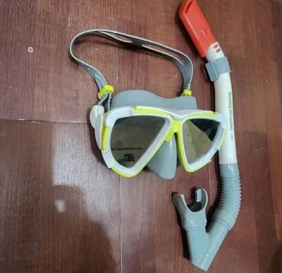BESTWAY ORIGNAL SNORKEL SET GOGGLES WITH BUILT IN SILICONE NOSE COVER