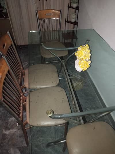 Dinning table with 4 chairs