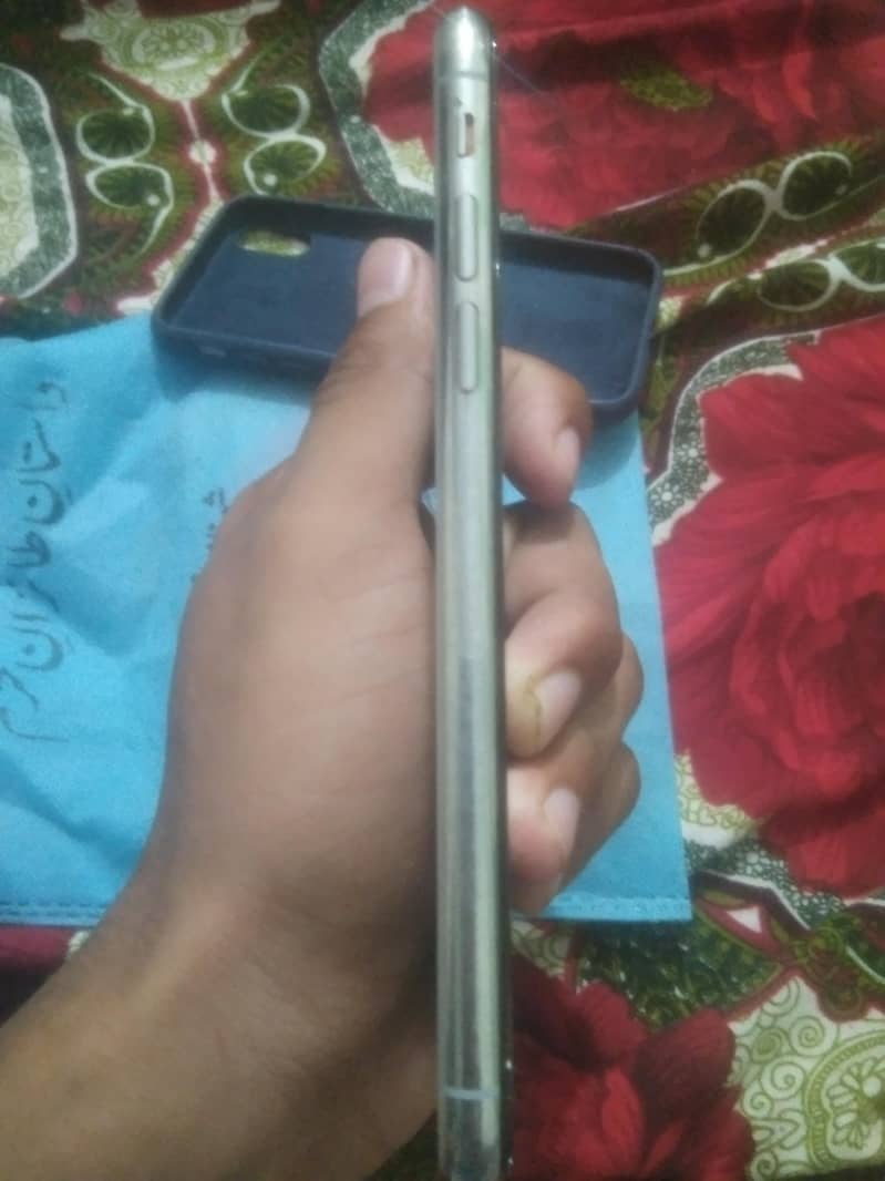 Apple iPhone X 1