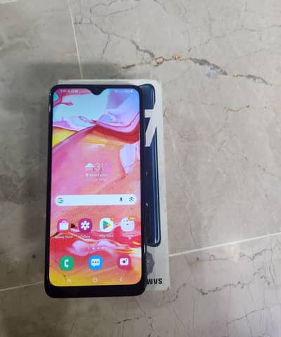 Samsung Mobile A70 dual sim pta official approved with box