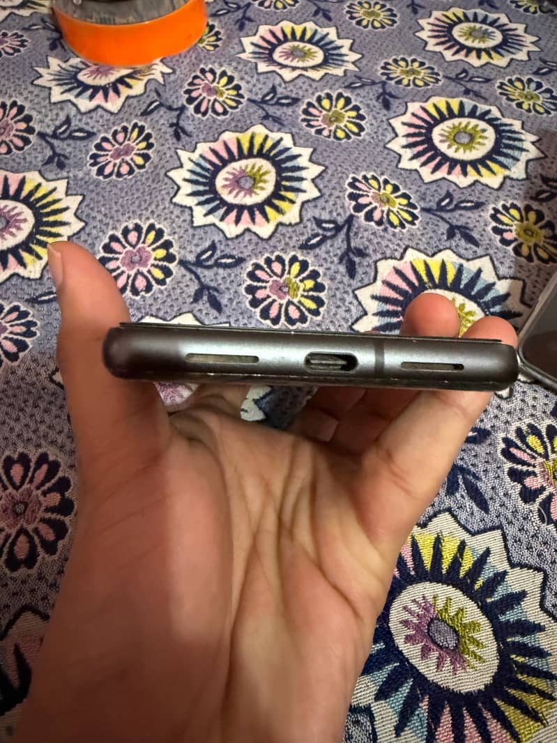 Google Pixel 7 3