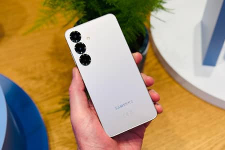 SAMSUNG S25