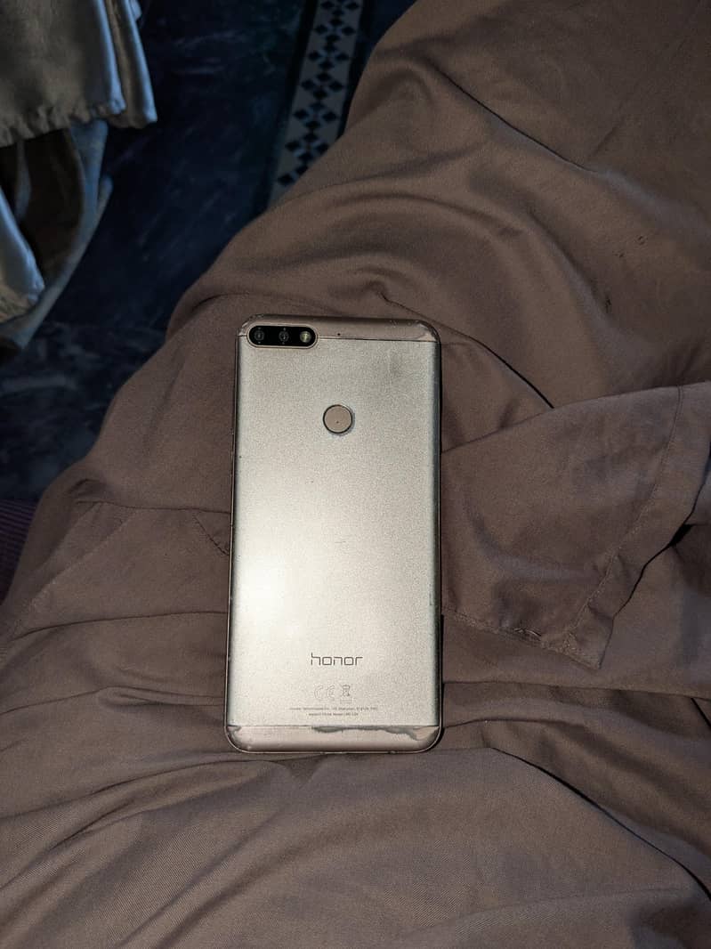 Honor 7C 0