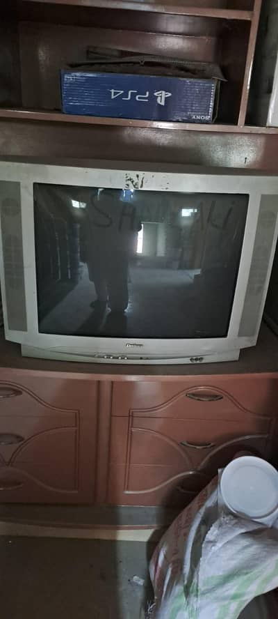 Dawlance crt tv