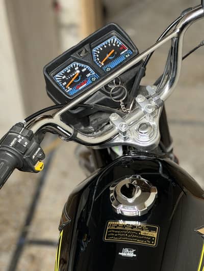 For quick sale anyone serious buyers wants contact me Aplied for bike