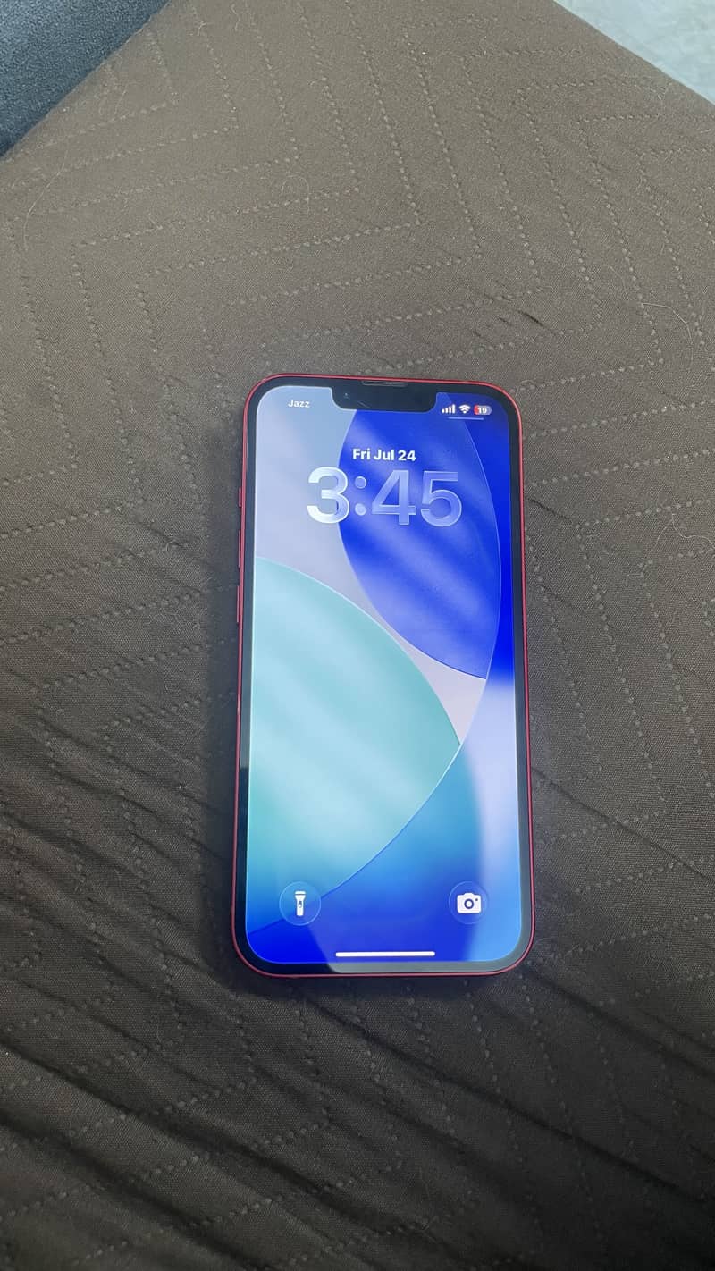 Apple iPhone 13 5