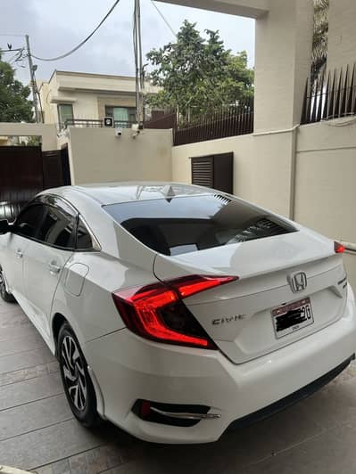 Honda Civic VTi Oriel Prosmatec 2018 UG Red meter