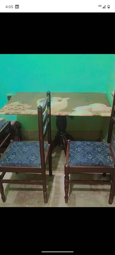 Solid wooden Dining Table with 4 chairs