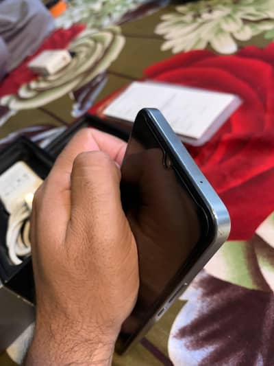 Vivo v25e With box and charger