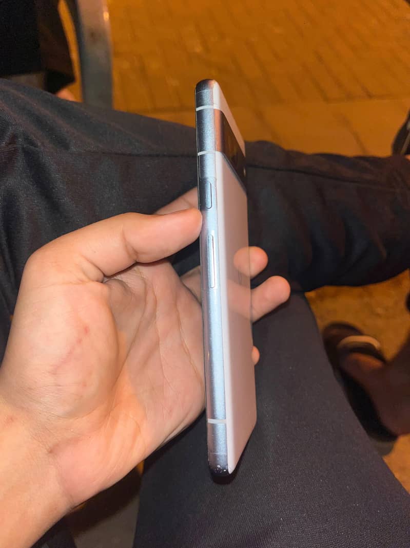 Google Pixel 7a 1