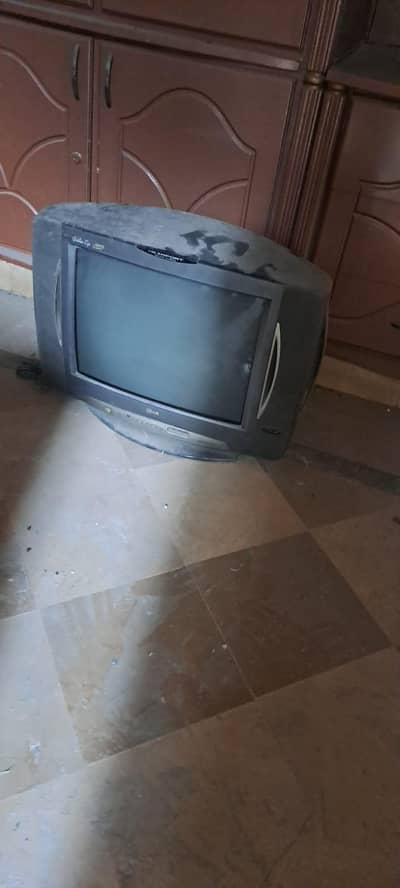 LG tv/crt tv