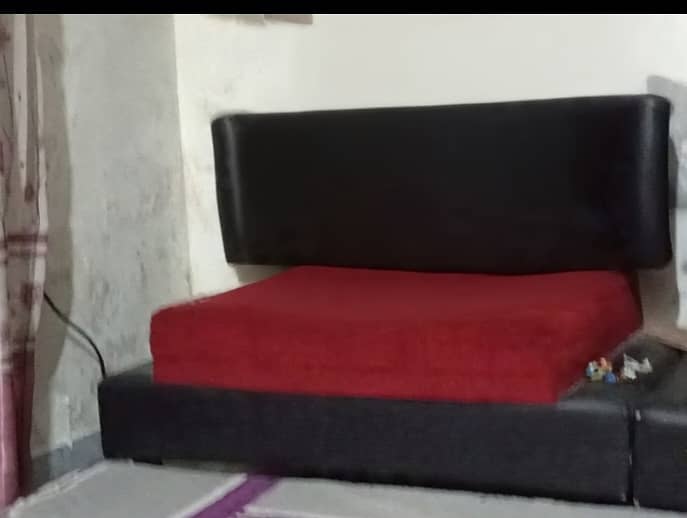 Old sofa 3