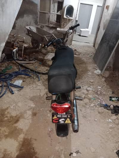 FOR SALE: UNIQUE 2016 MODEL BIKE