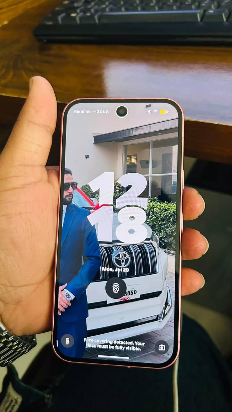 Google Pixel 9 5