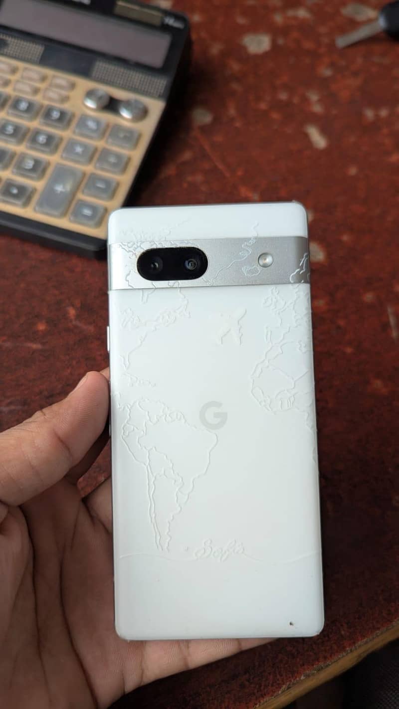 Google Pixel 7a 4