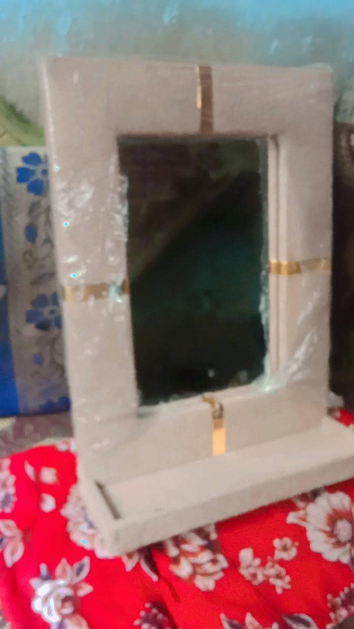 mirror 3