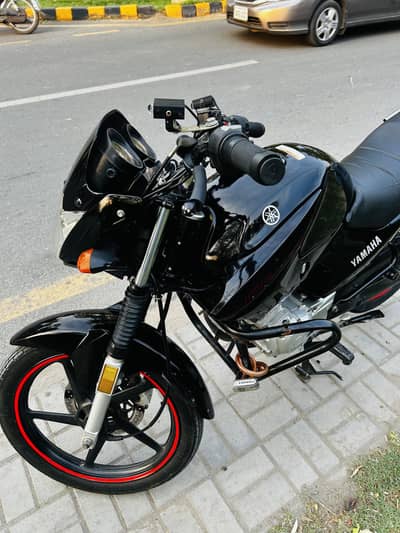 Yamaha ybr 125