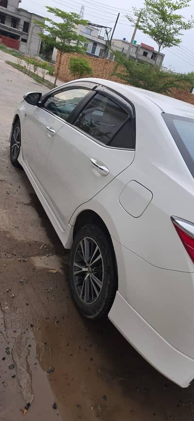 Toyota Corolla Altis Grandi 1.8 2021