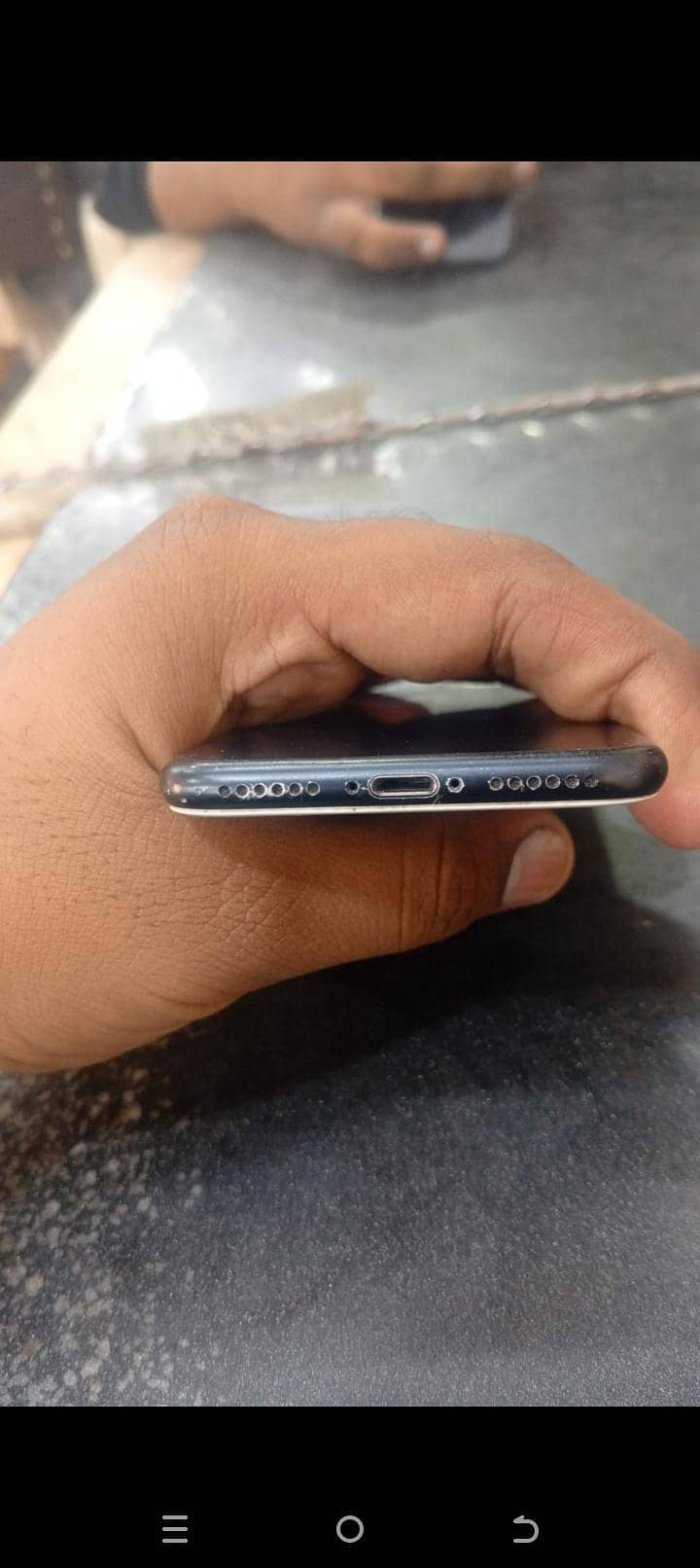 Apple iPhone 7 2