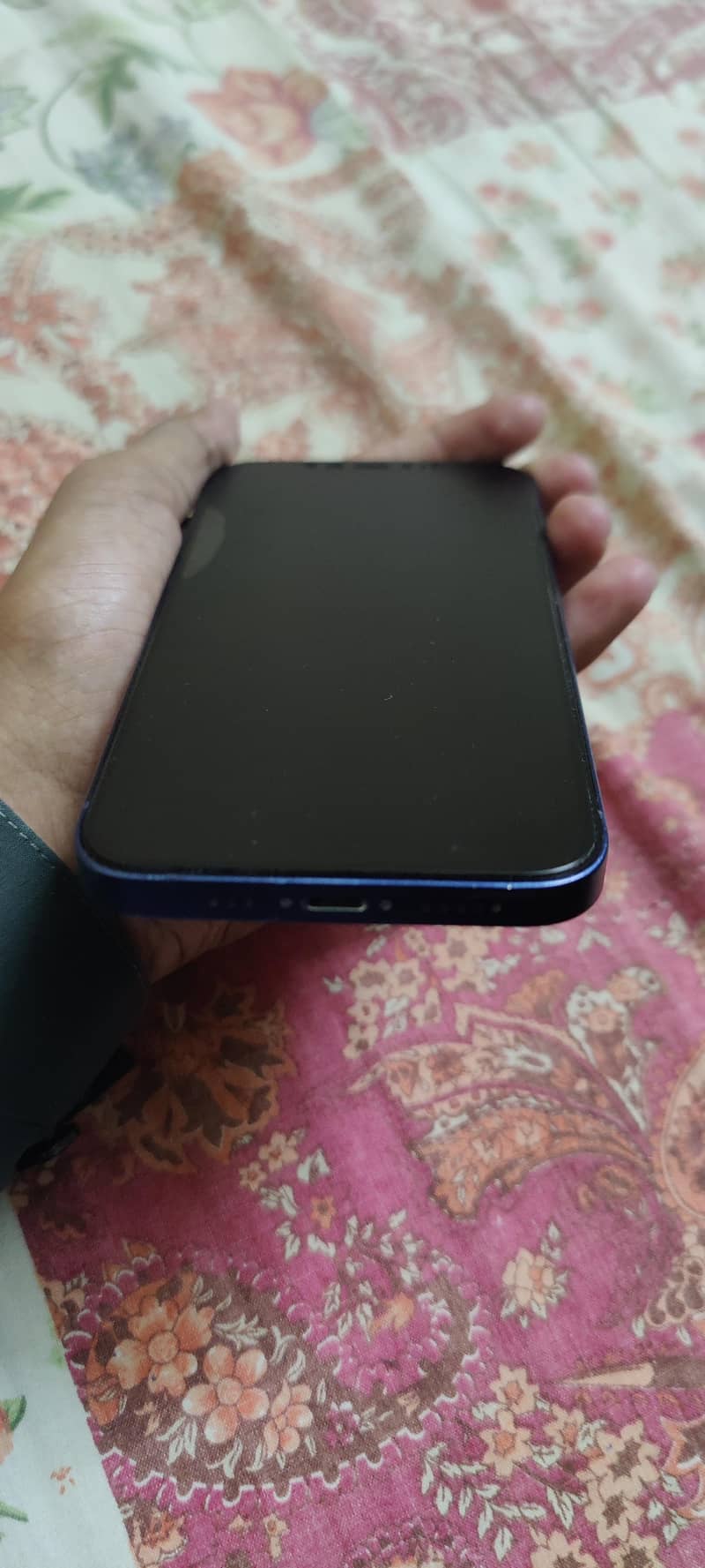 Apple iPhone 12 2