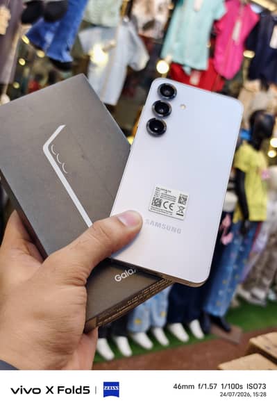 Samsung S25 official approved 12/512gb 7 to 8months warranty