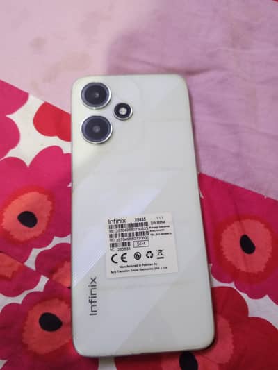 Infinix Hot 30 Play