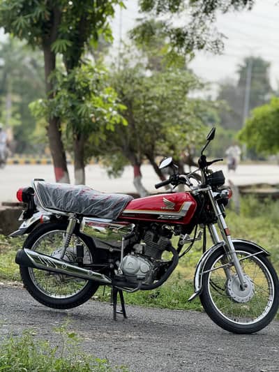 Honda CG 125 self start Limited edition Brand new bike