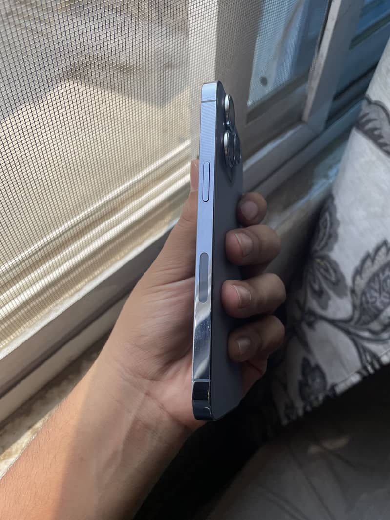 Iphone 13pro 5