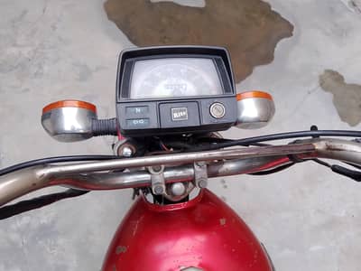 Red Honda CD 70cc 2009