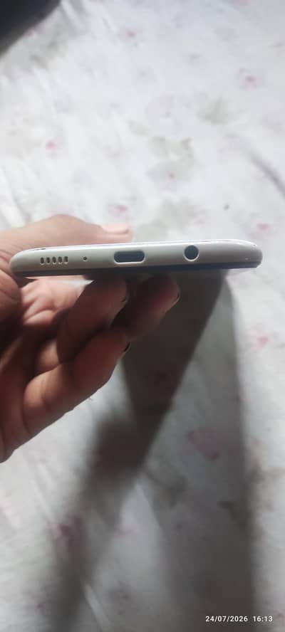 Samsung Mobile A70
