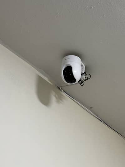 CCTV CAMERA EZVIZ H8c 4G ( wifi & audio )