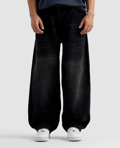 BAGGY SKATER JEANS