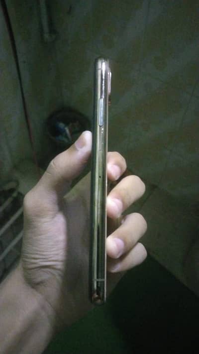 IPHONE XS NON PTA EXCHANGE POSSIBLE