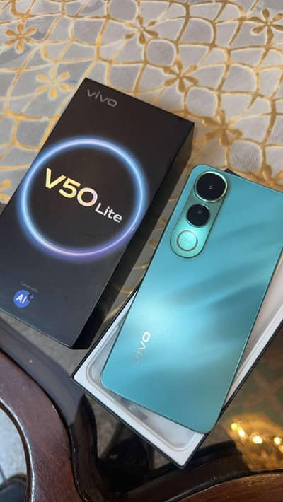 Vivo V50 Lite