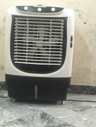 super aisa full size air coolar just Kuch din chala he with warranty