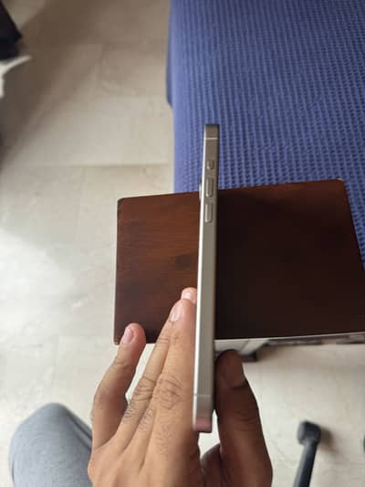Iphone 15 Pro Max American