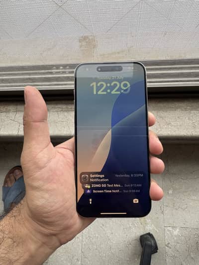 Iphone 15 Pro Max American