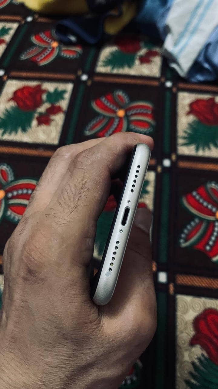 iphone 11 3
