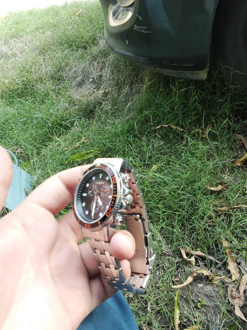 watch 1