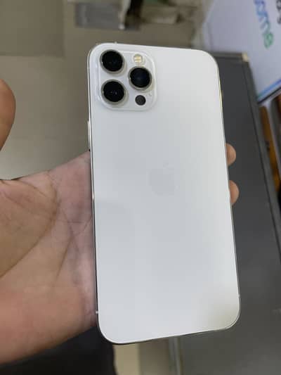 white i phone 12 pro mex