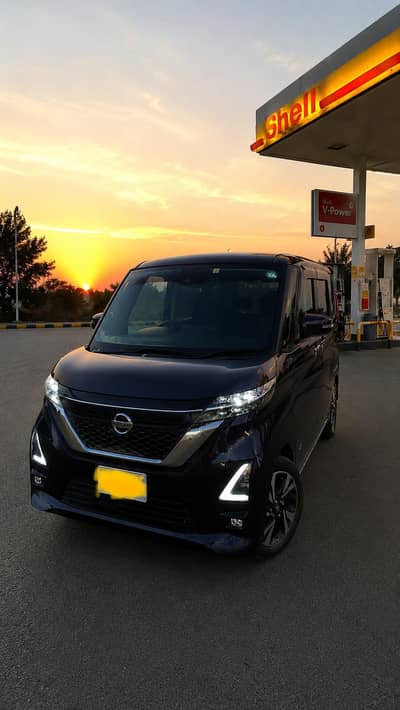 Nissan Roox 2023