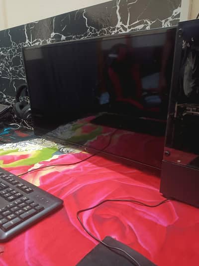 PEL 32" LED TV – Full HD | 60Hz | Excellent Condition