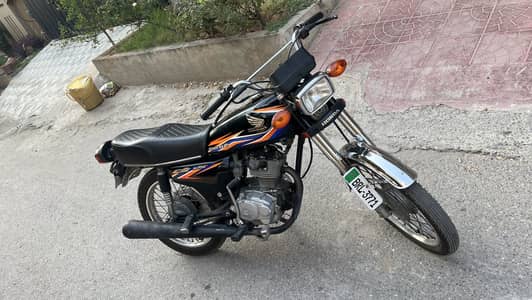 Cg 125 2018 model