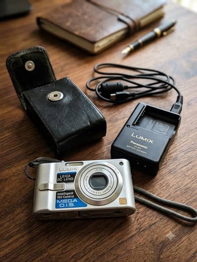 panasonic Lumix camera