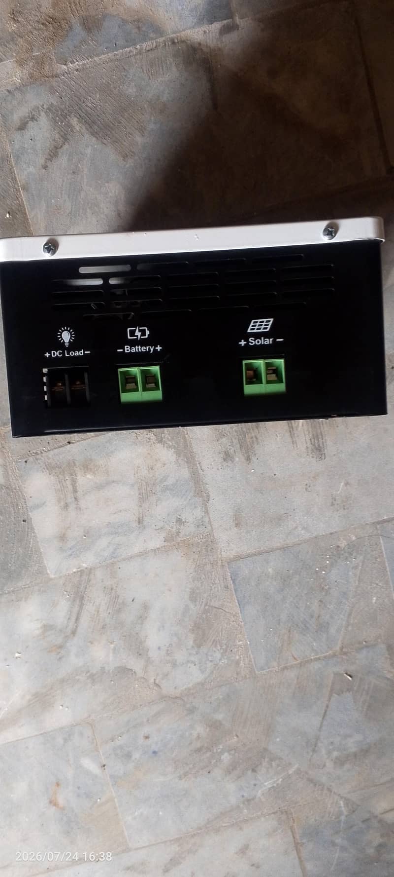 MPPT controlar 80 amp 2