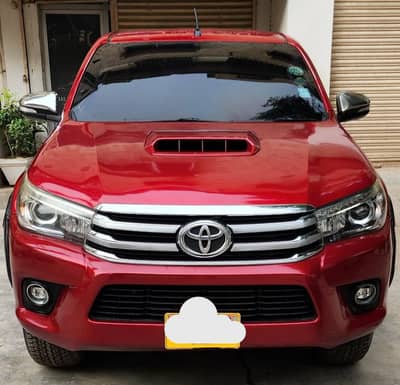TOYOTA HILUX REVO 2017